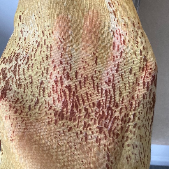 Women's Scarf - Picture 4 of 9